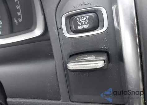 2014 Volvo Xc60 3.2 from USA, damaged, VIN YV4940DZ4E2509957